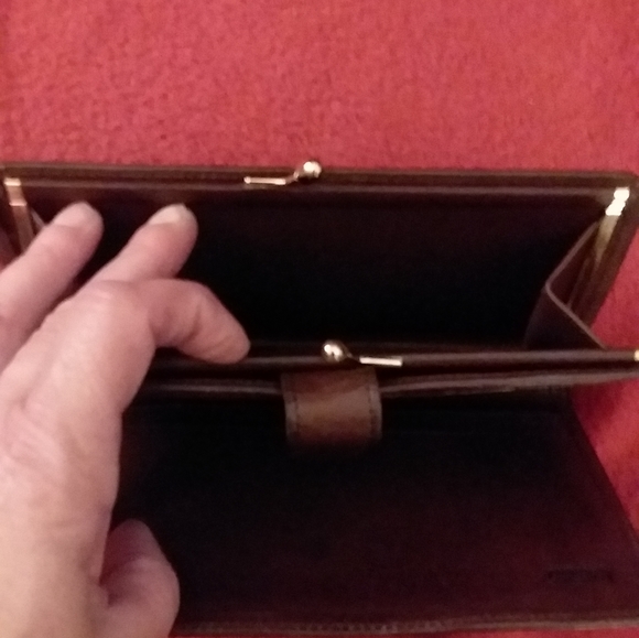 SOLD - Picture 4 of 4